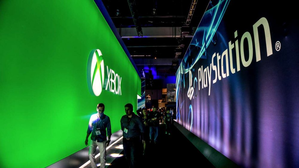 2490378-xboxoneps4.jpg
