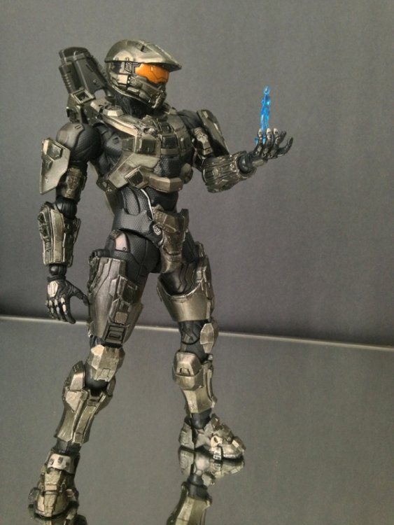 play_arts_kai___halo_4___master_chief_w_